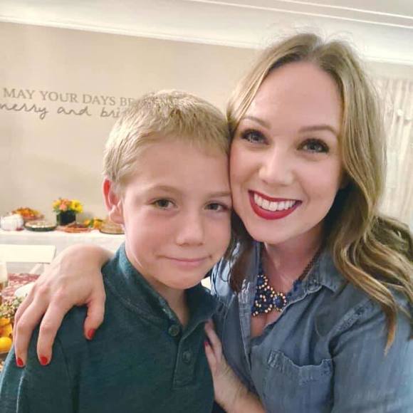 Meet your Posher, Katie - Picture 1 of 1